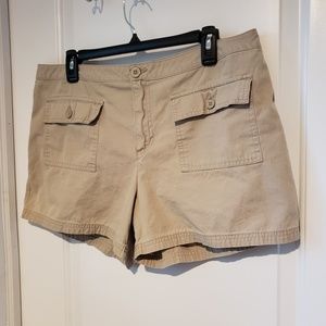 Old Navy Khaki Shorts Size 16